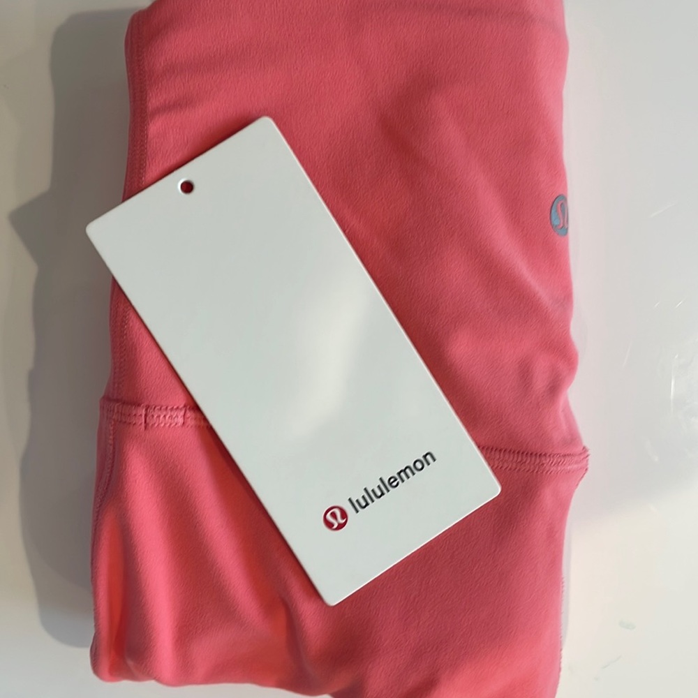 New, size 2, Lululemon Align HR Pant 25”